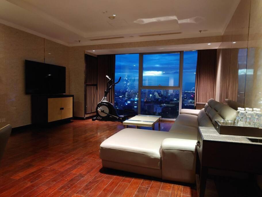 The Rixx Breathtaking View@Vincom D1/pool/Netflix