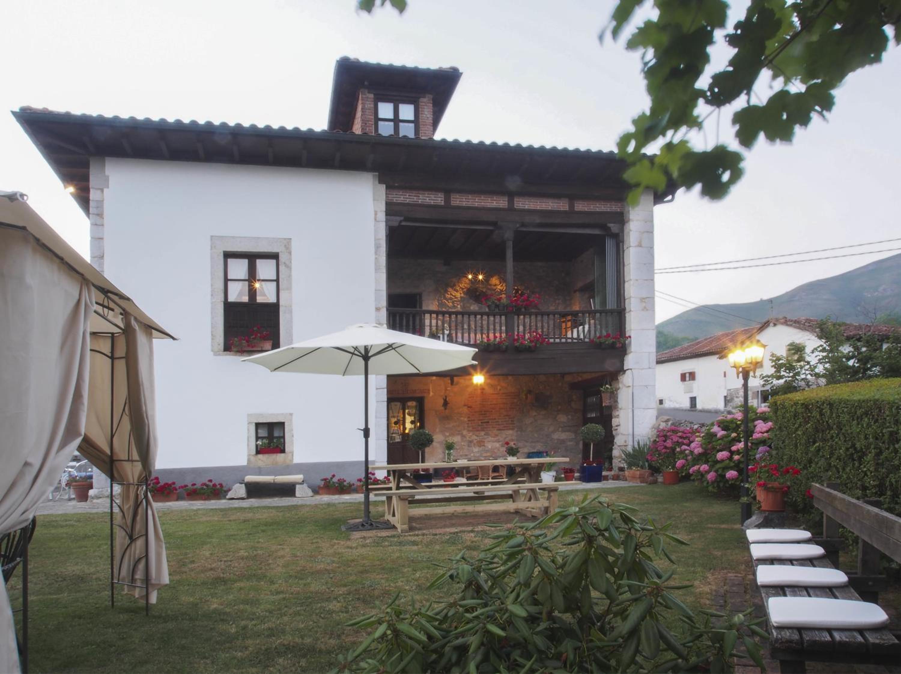 Casa de la Montaña Albergue Turístico view 3