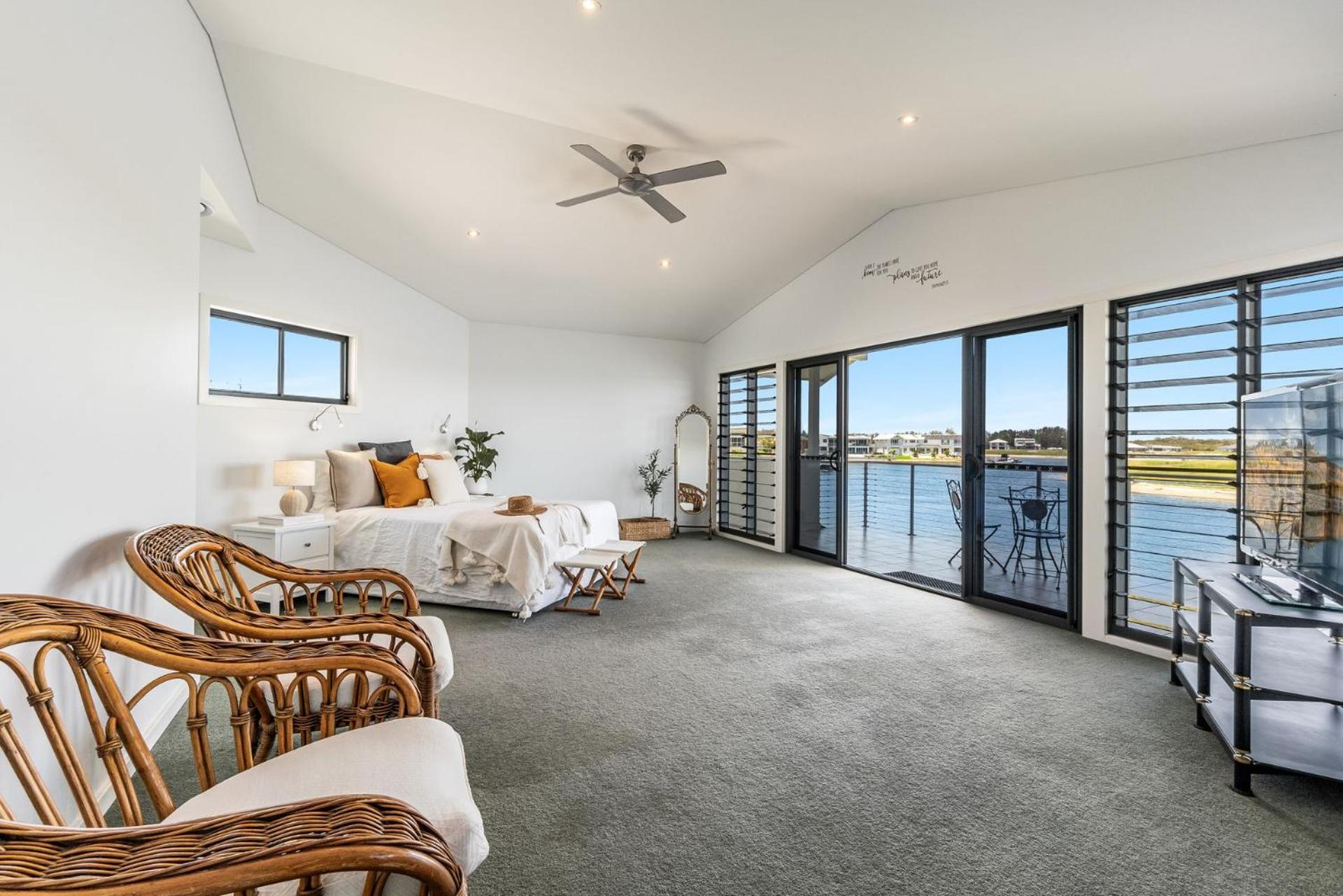 Jeffery River Retreat - Best Sunsets in Yamba - Holiday Yamba