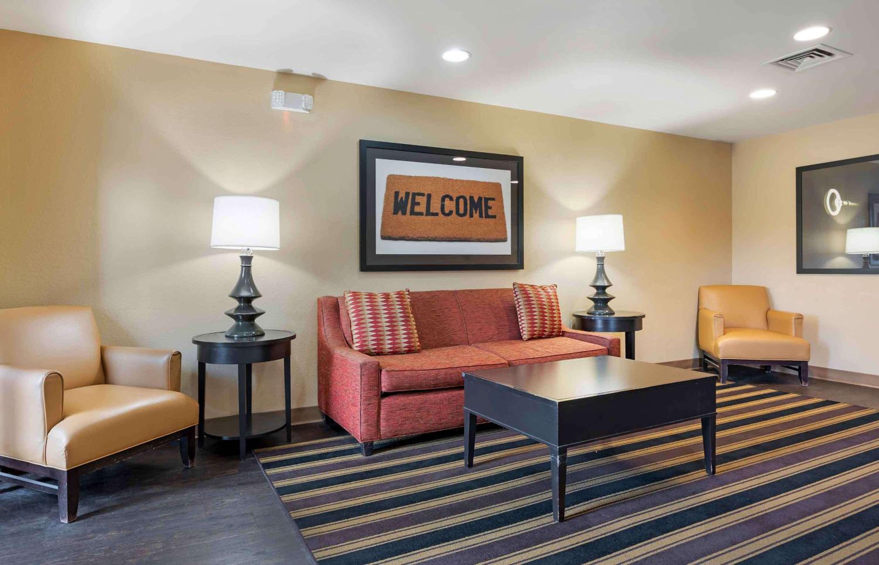 Studio 6 Extended Stay South Bend Mishawaka South IN view 4