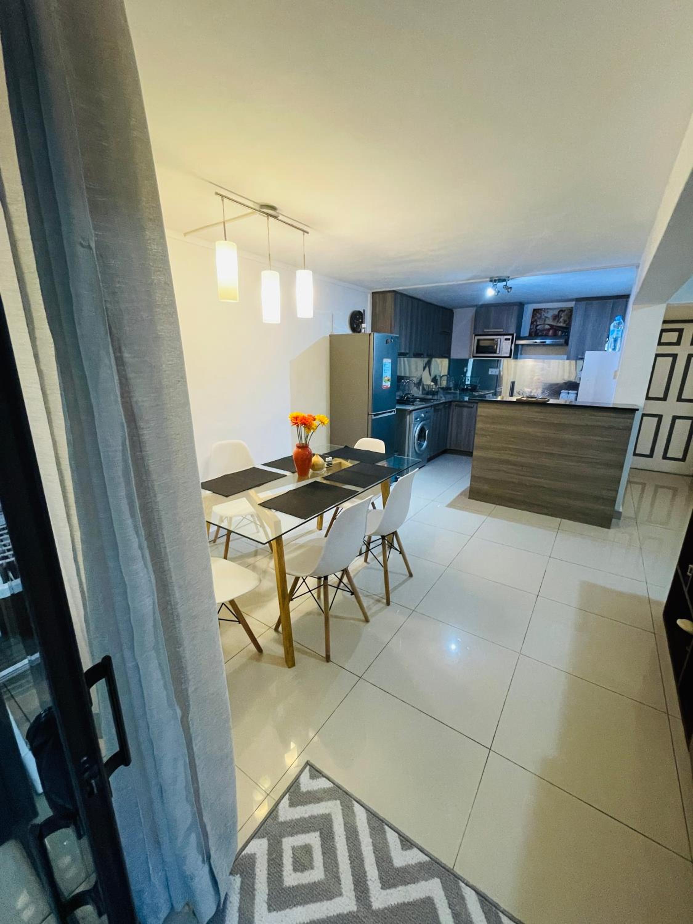 Modern 3-Bedroom Apt, 7mins Walk to Beach - SRC1A view 3