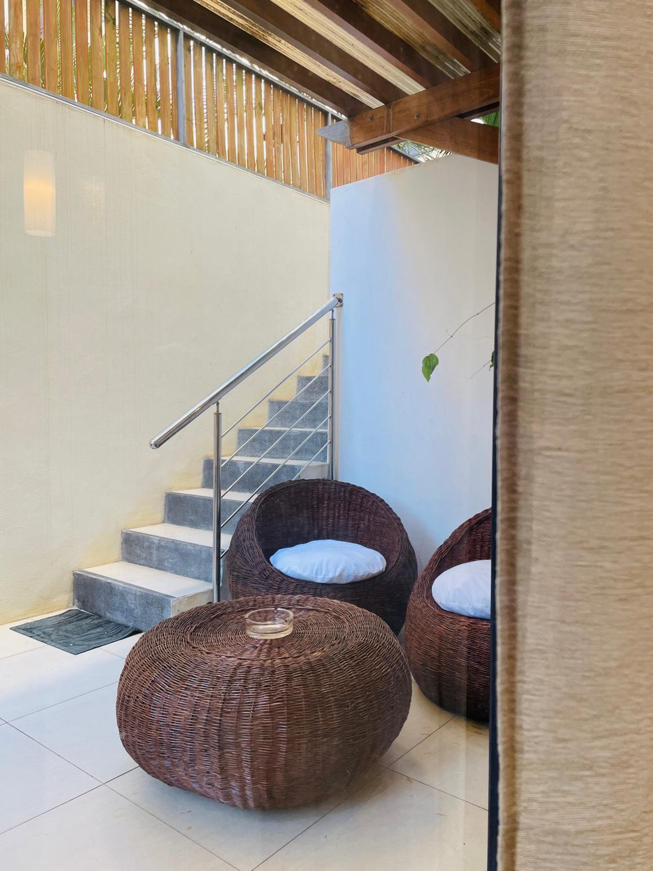 Modern 3-Bedroom Apt, 7mins Walk to Beach - SRC1A view 2
