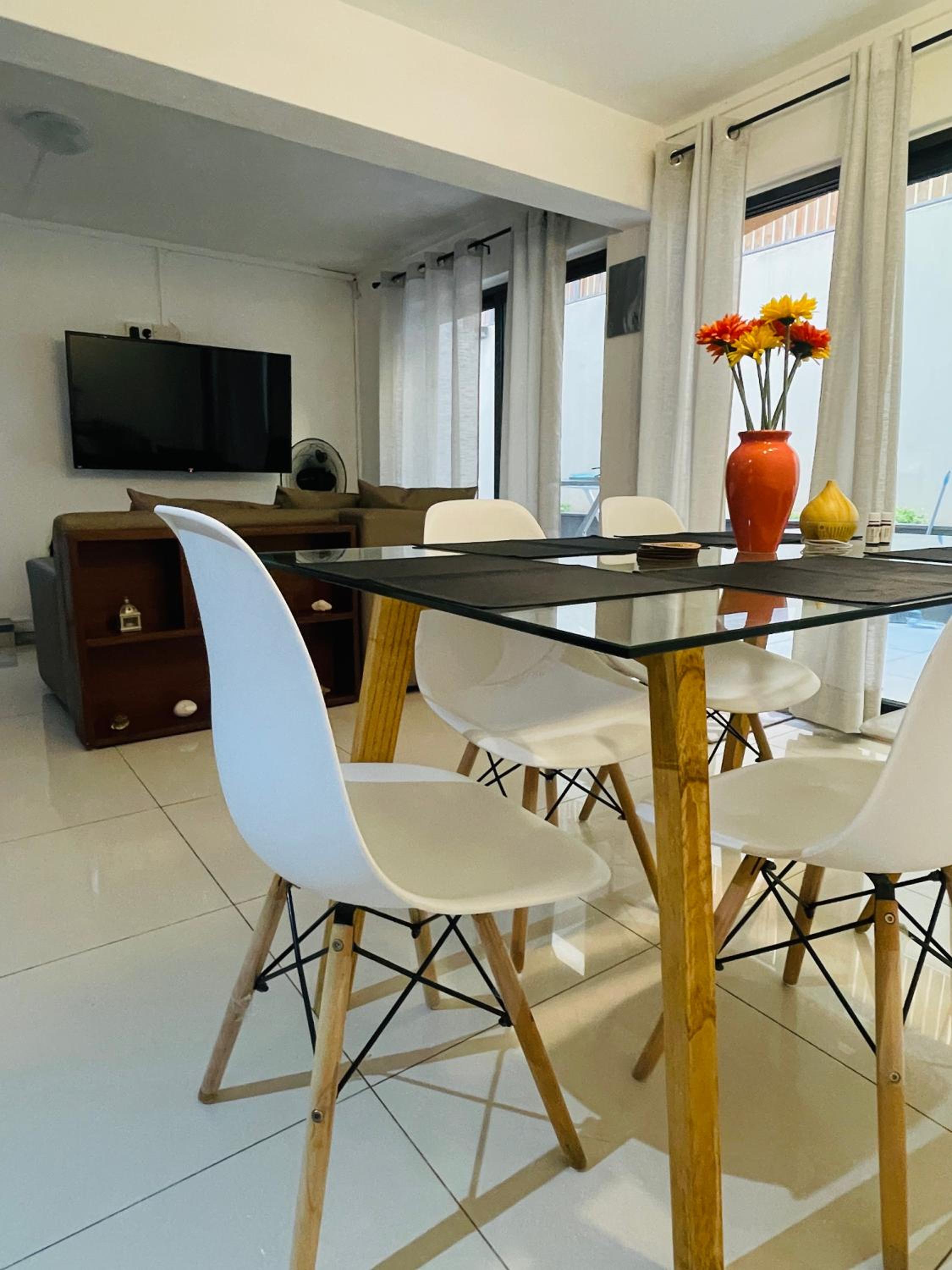 Modern 3-Bedroom Apt, 7mins Walk to Beach - SRC1A view 5