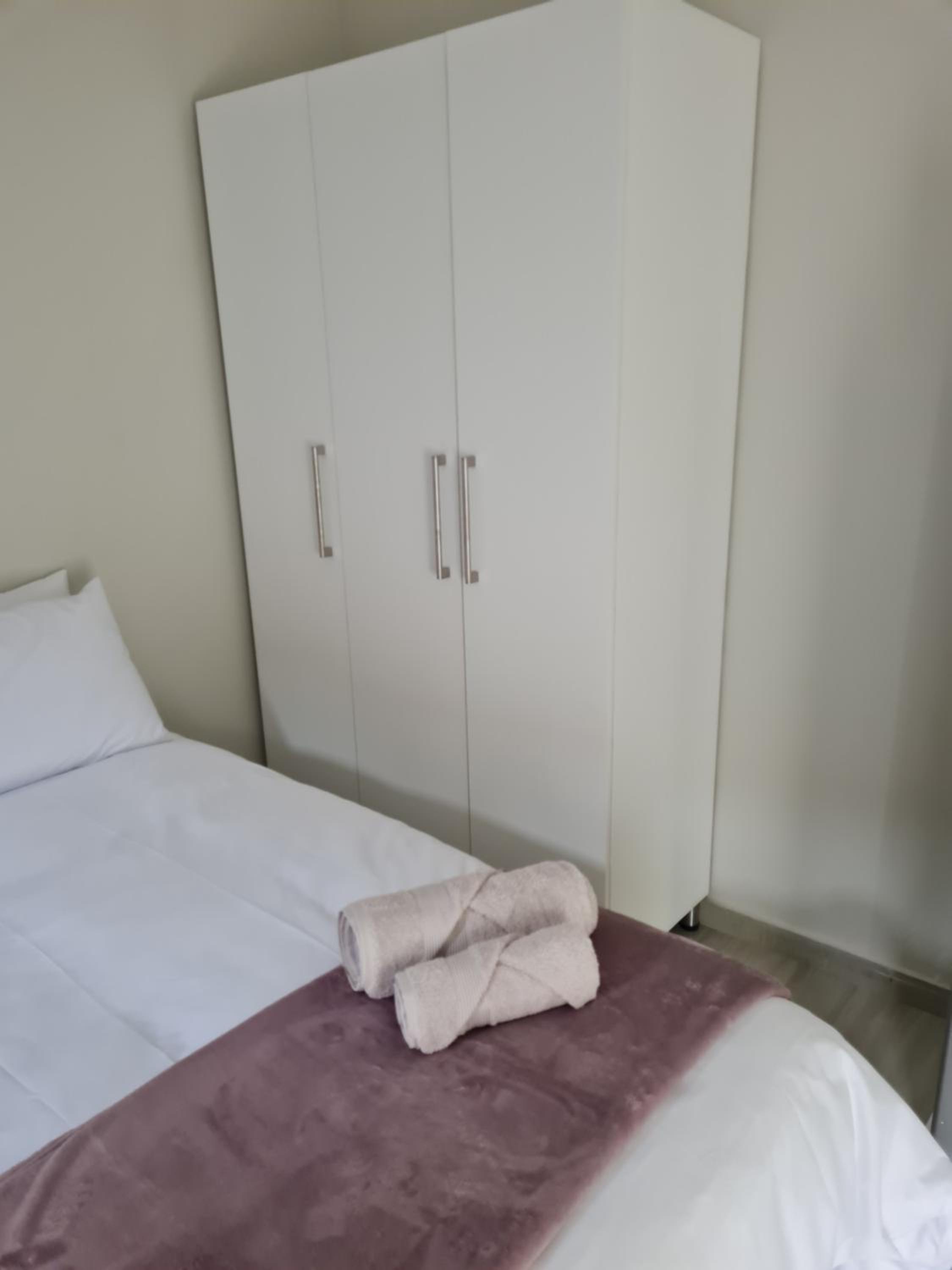 Lukhanyo Guest House