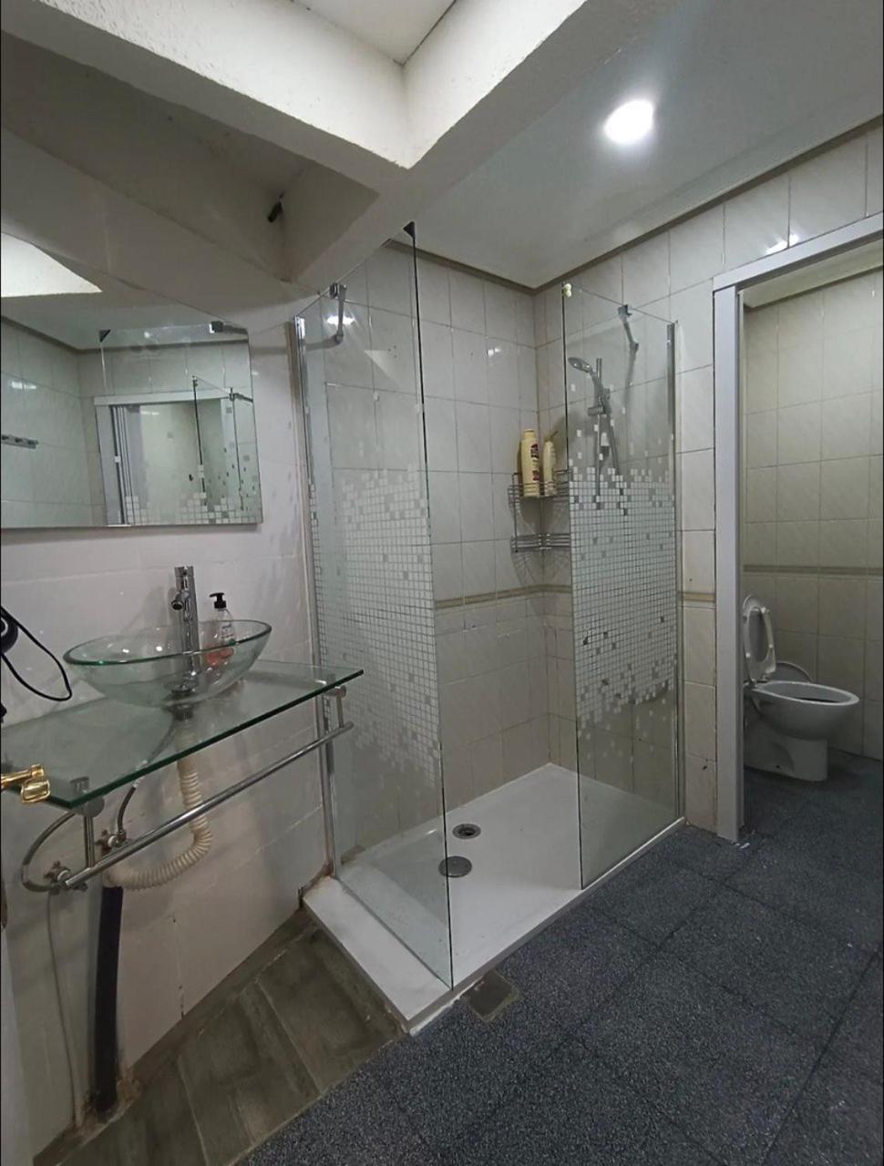Parsa Residencial House