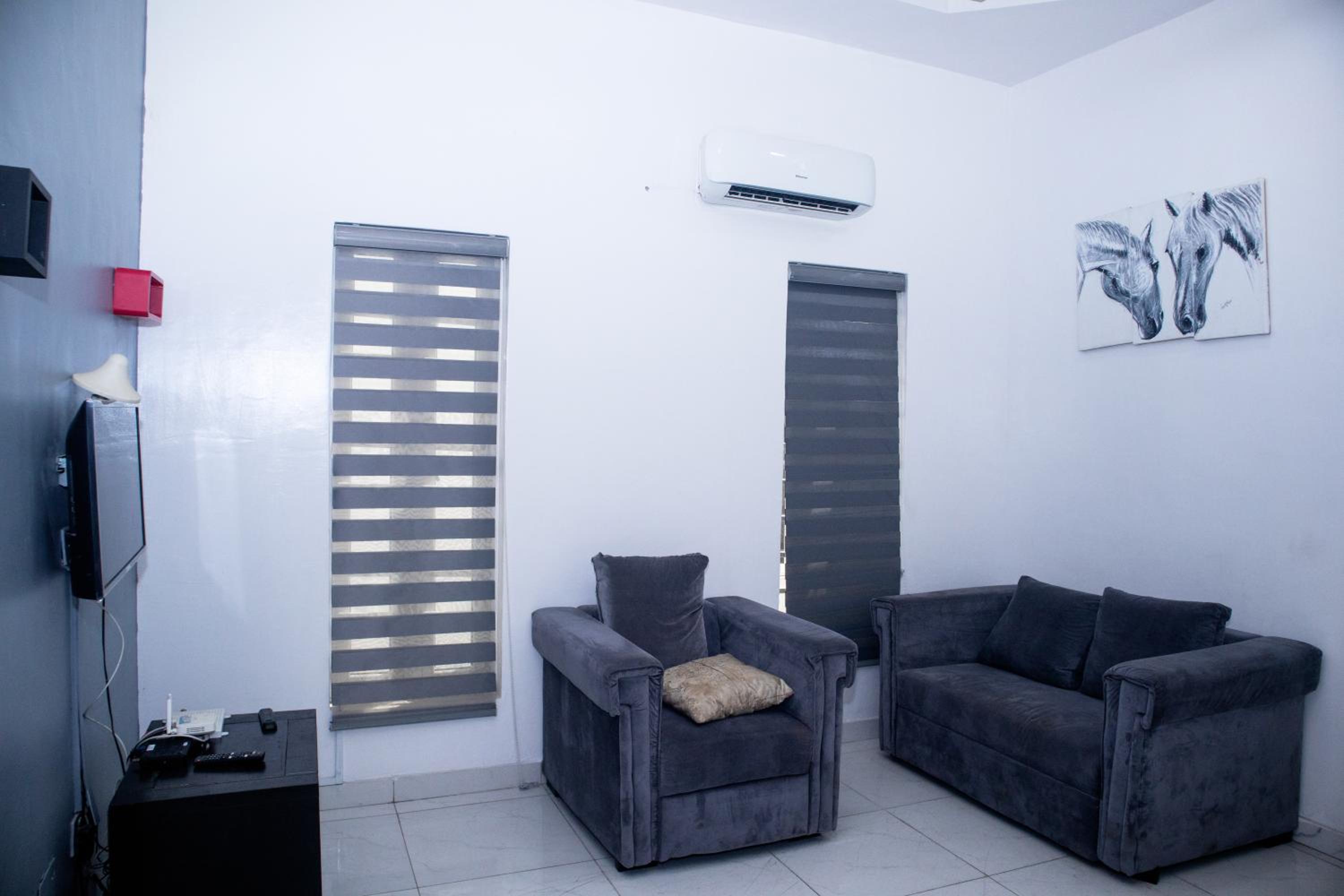 4 bedroom fully detached dope duplex view 5