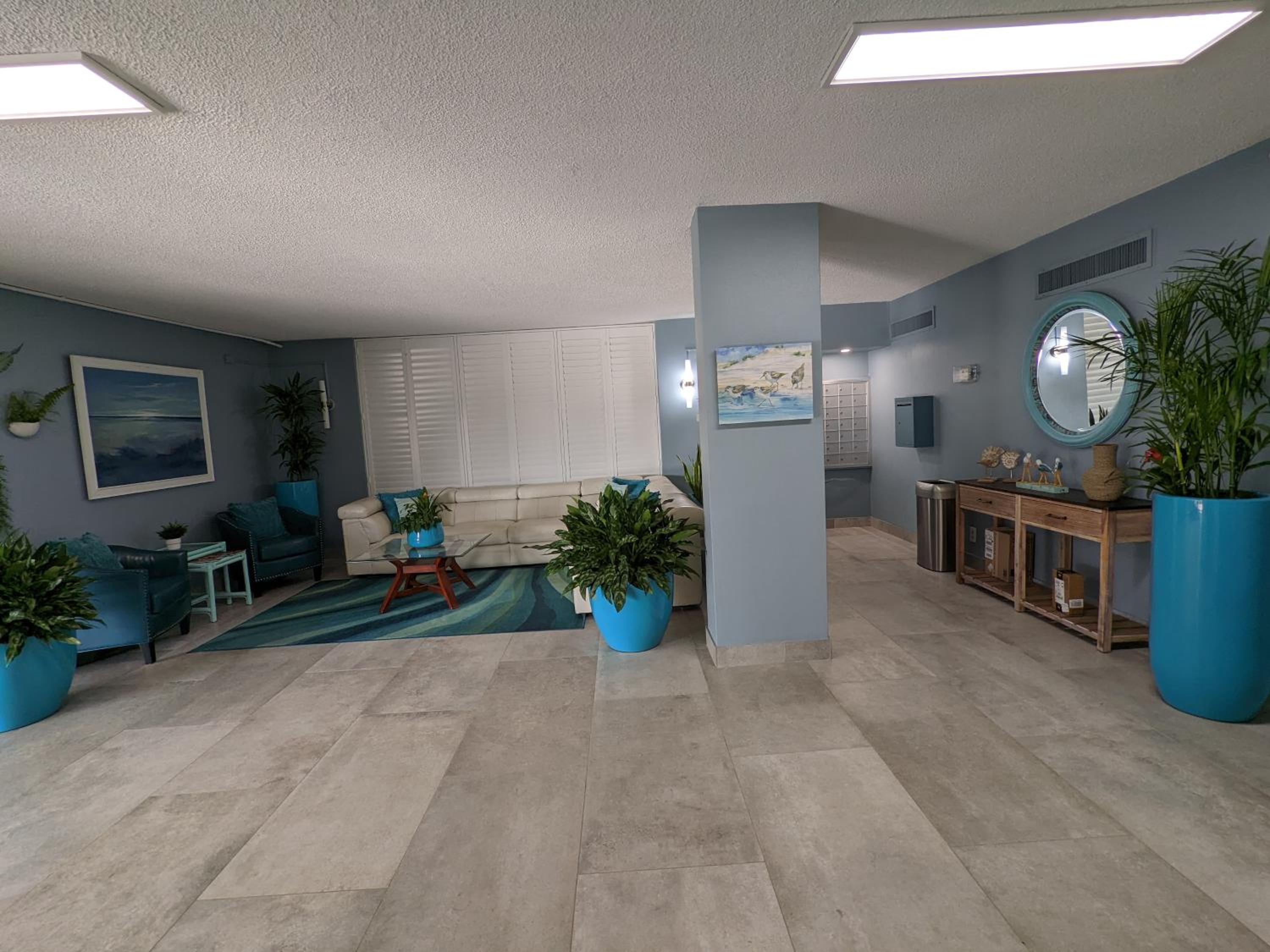 Oceanfront 2/2 in Satellite Beach - Breathtaking Ocean Views view 4