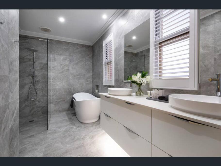 Mandalay circa 1890, magnificent Bendigo home