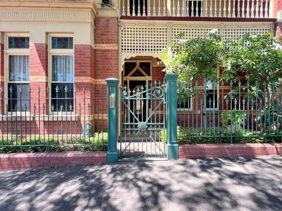 Mandalay circa 1890, magnificent Bendigo home