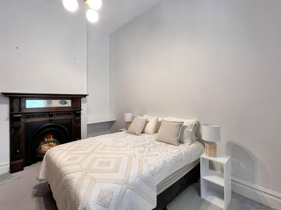 Mandalay circa 1890, magnificent Bendigo home