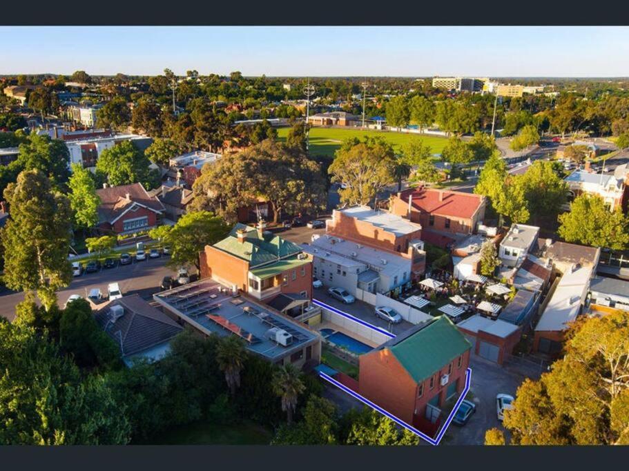 Mandalay circa 1890, magnificent Bendigo home