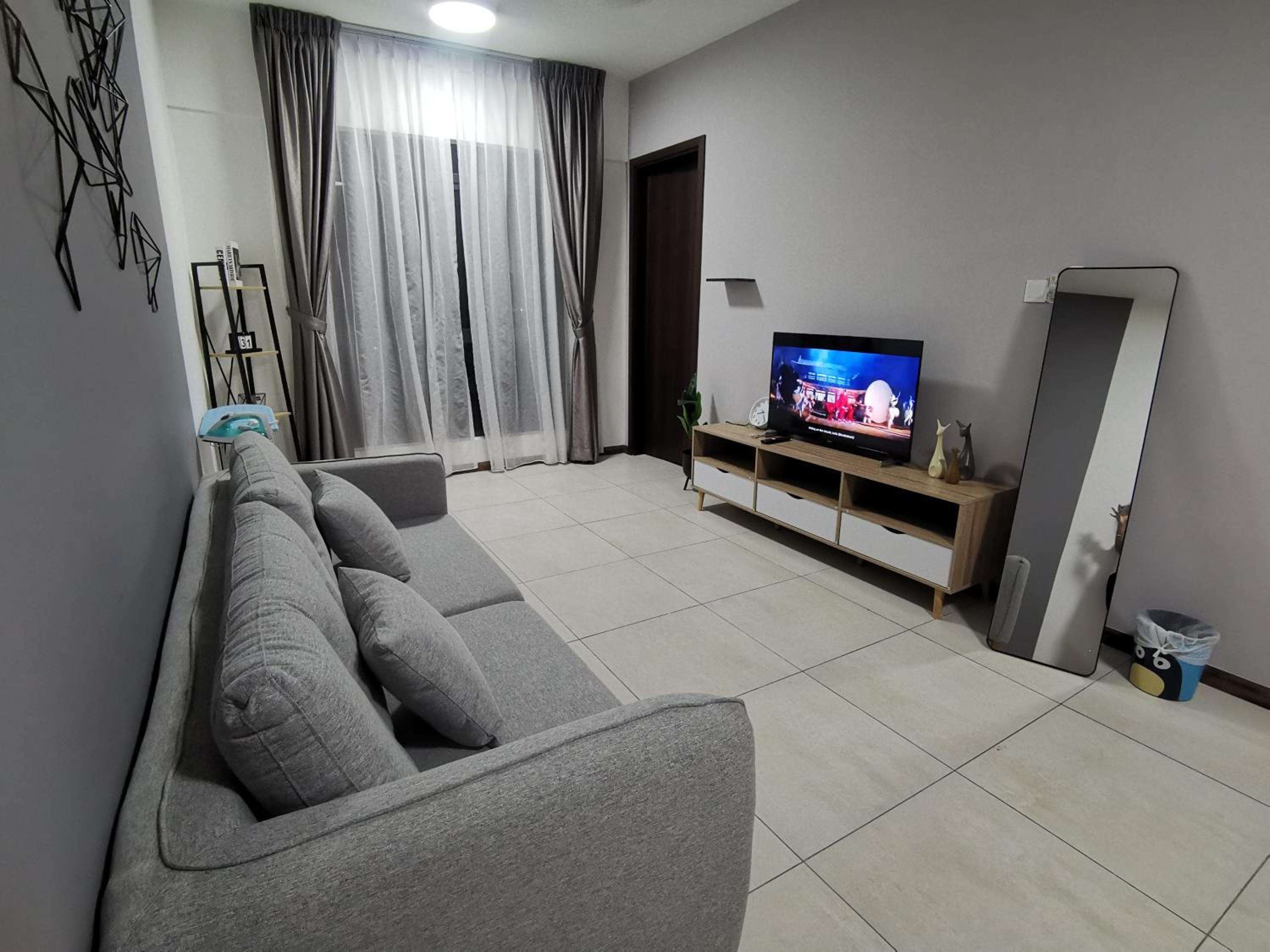 K AVENUE FAMILY ROOM B09 near airport by Gc photo 7