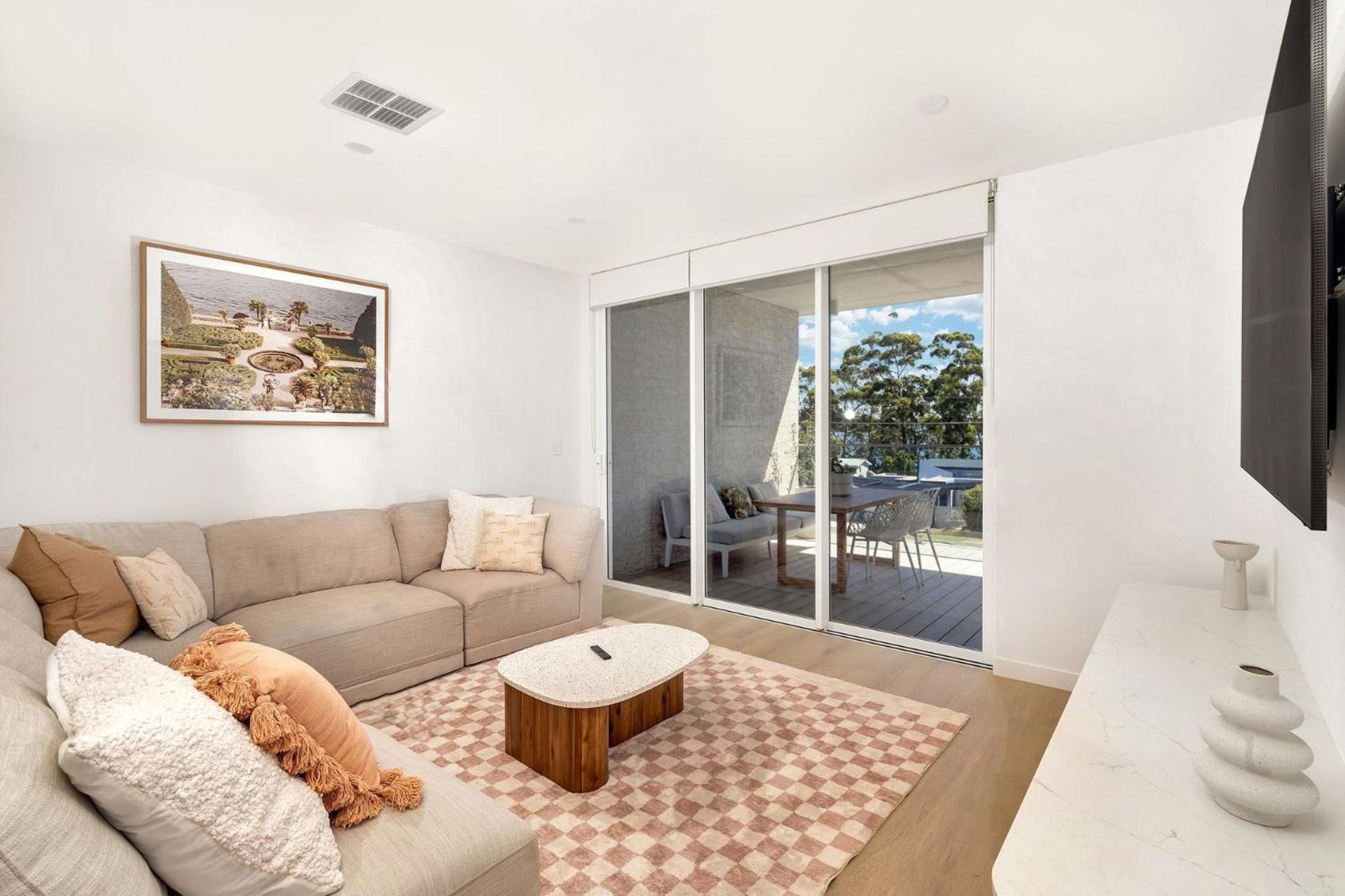 Blanca Beach House for 12 Vincentia