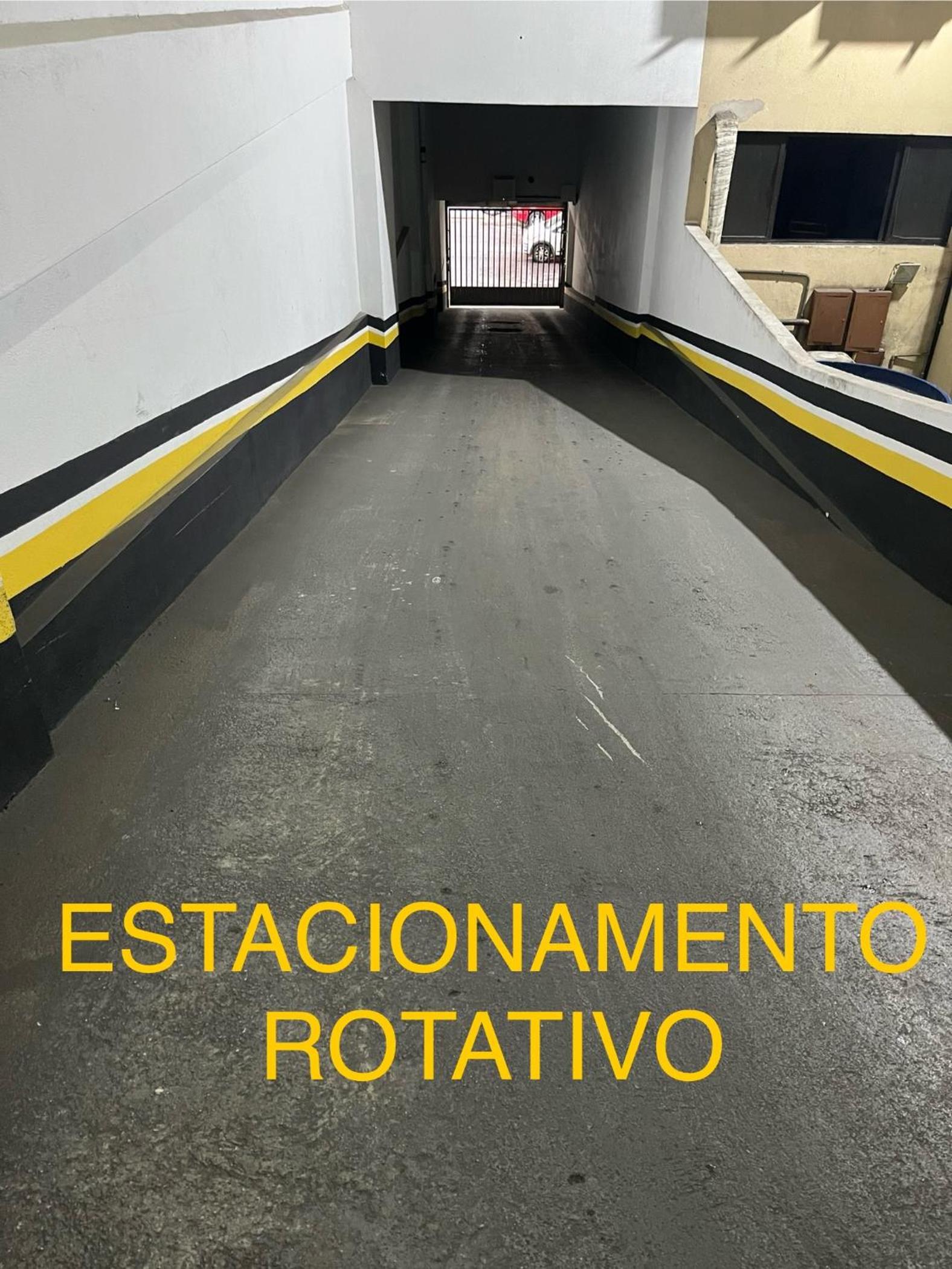 Apartamento com vista da praia da Costa 615