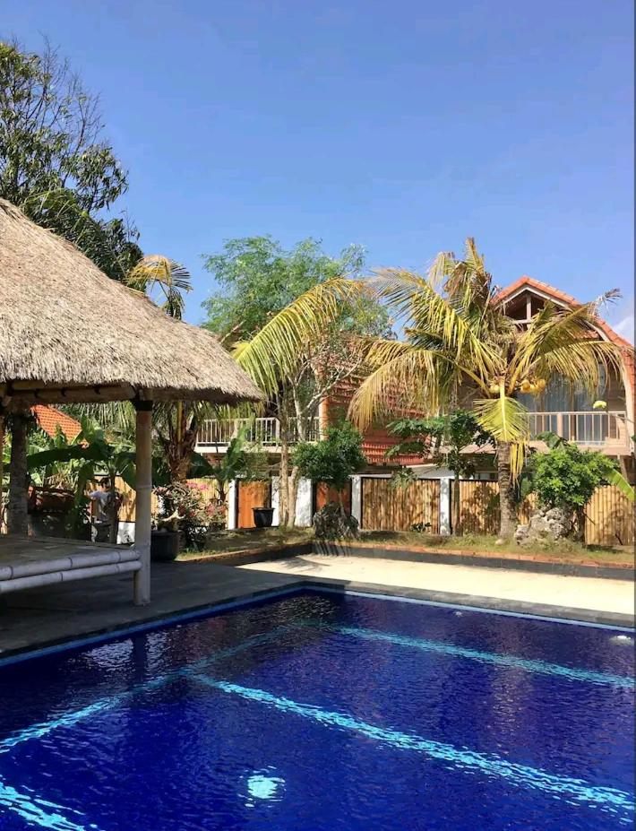 Uluwatu Surf Bungalow 4