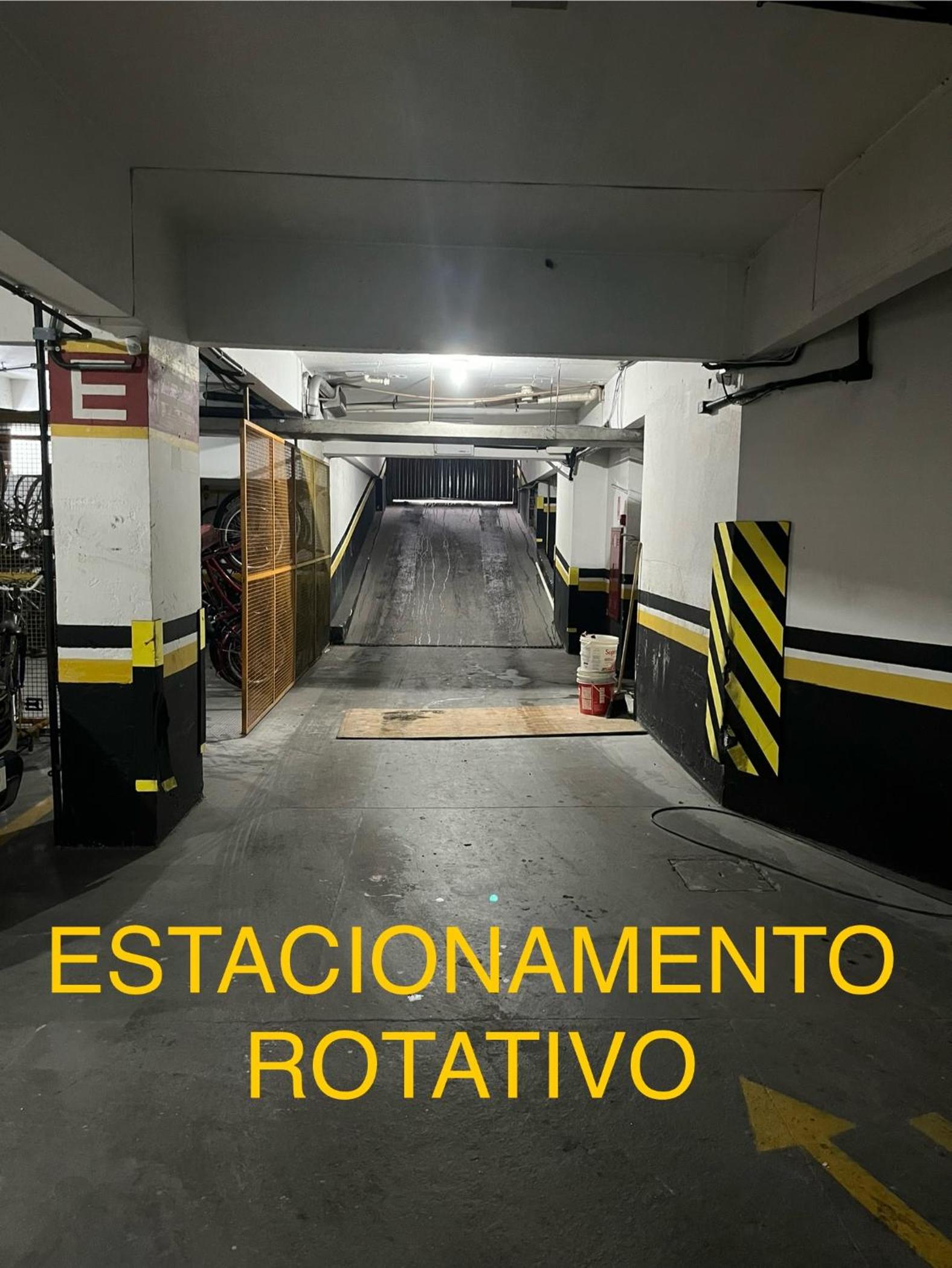 Apartamento com vista da praia da Costa 615