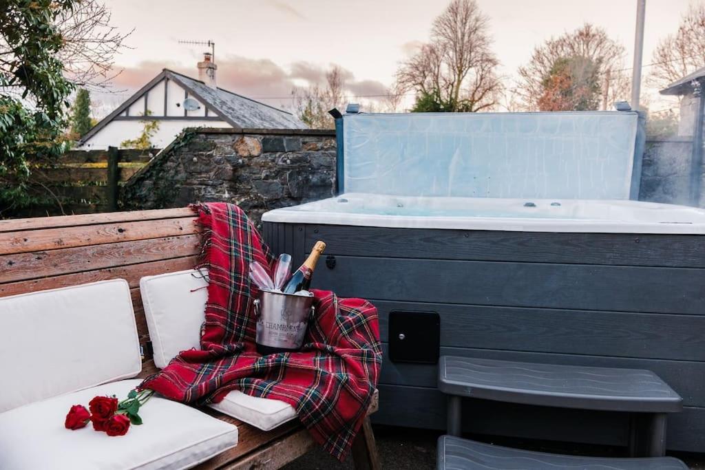 The Old School House, luxury home with hot tub. view 2