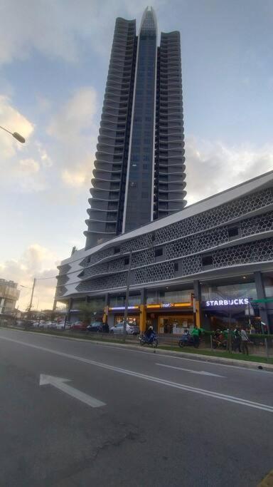 Troika Residences By Cmkreality