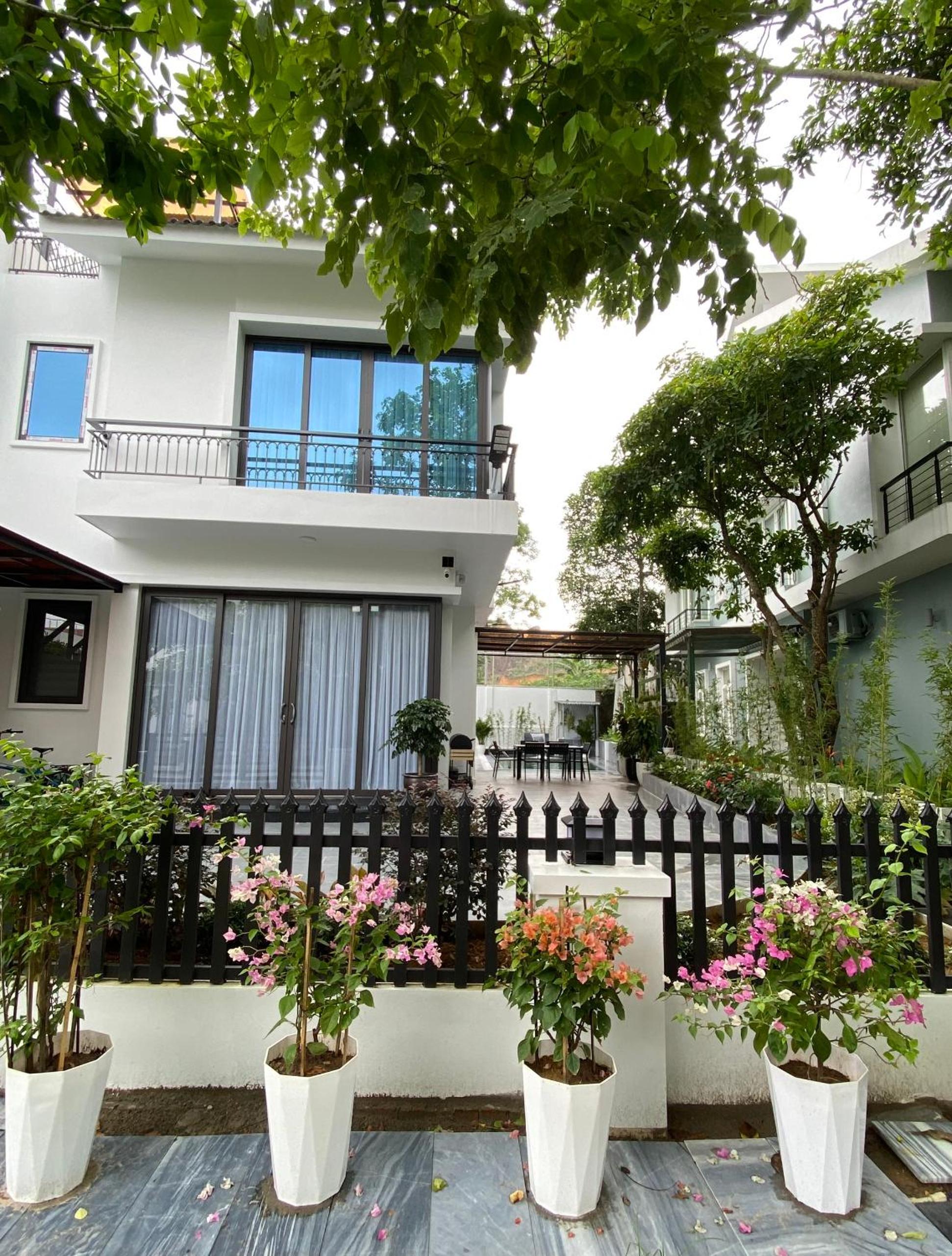 Nha cua ca villa - Venuestay view 4