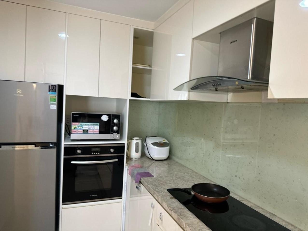 CozyRosy Stays 2BR - Masteri Thao Dien