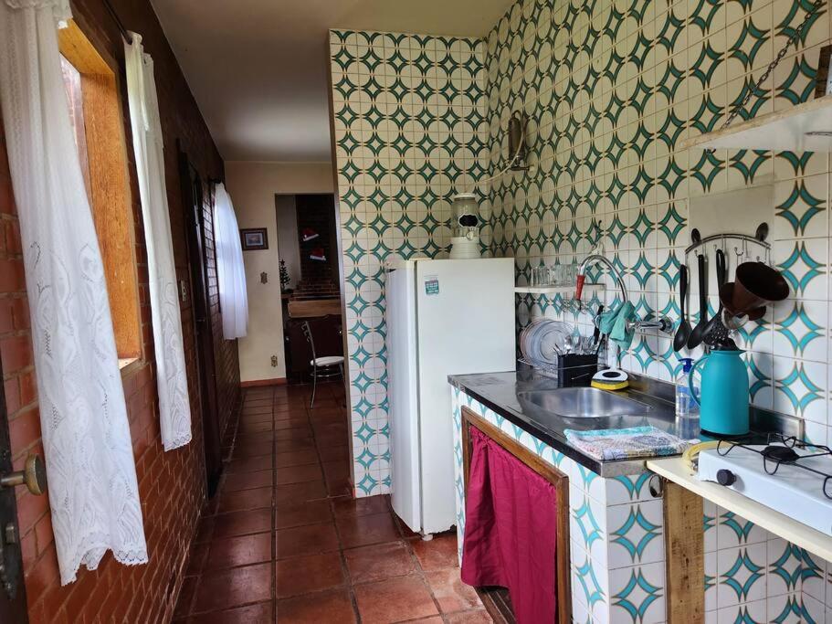 Casa Chalé Caminho do Vale