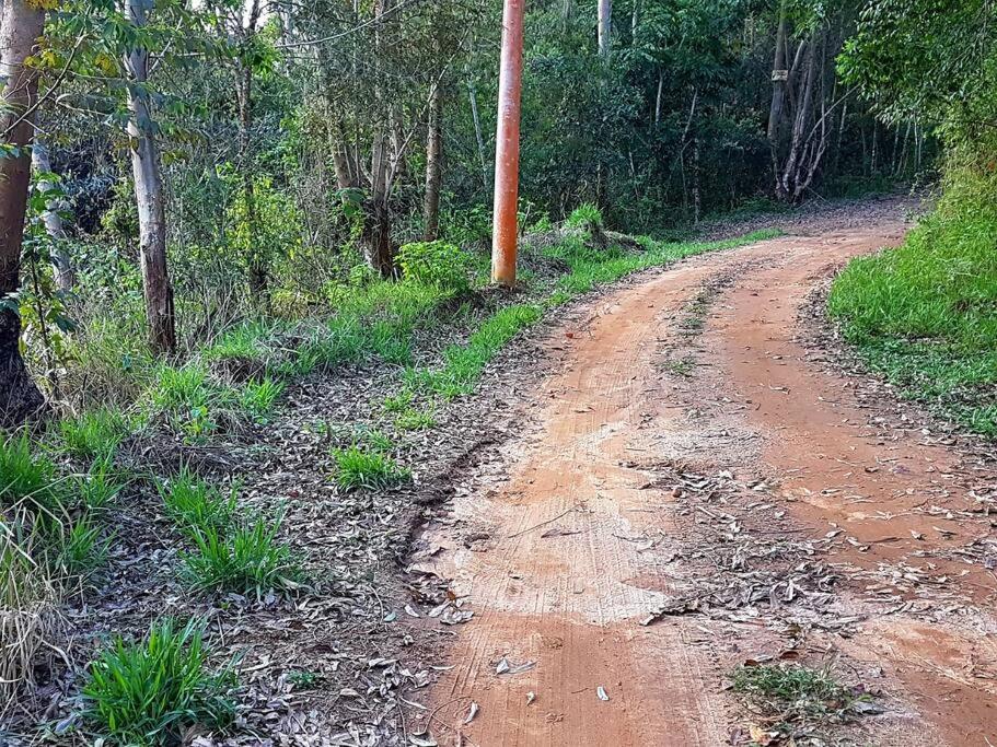 Casa Chalé Caminho do Vale