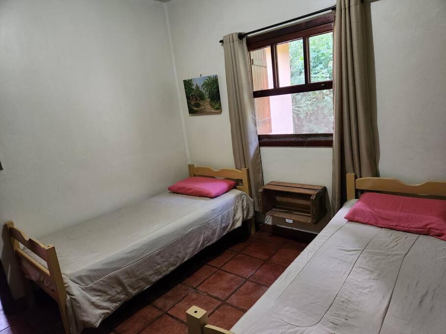 Casa Chalé Caminho do Vale