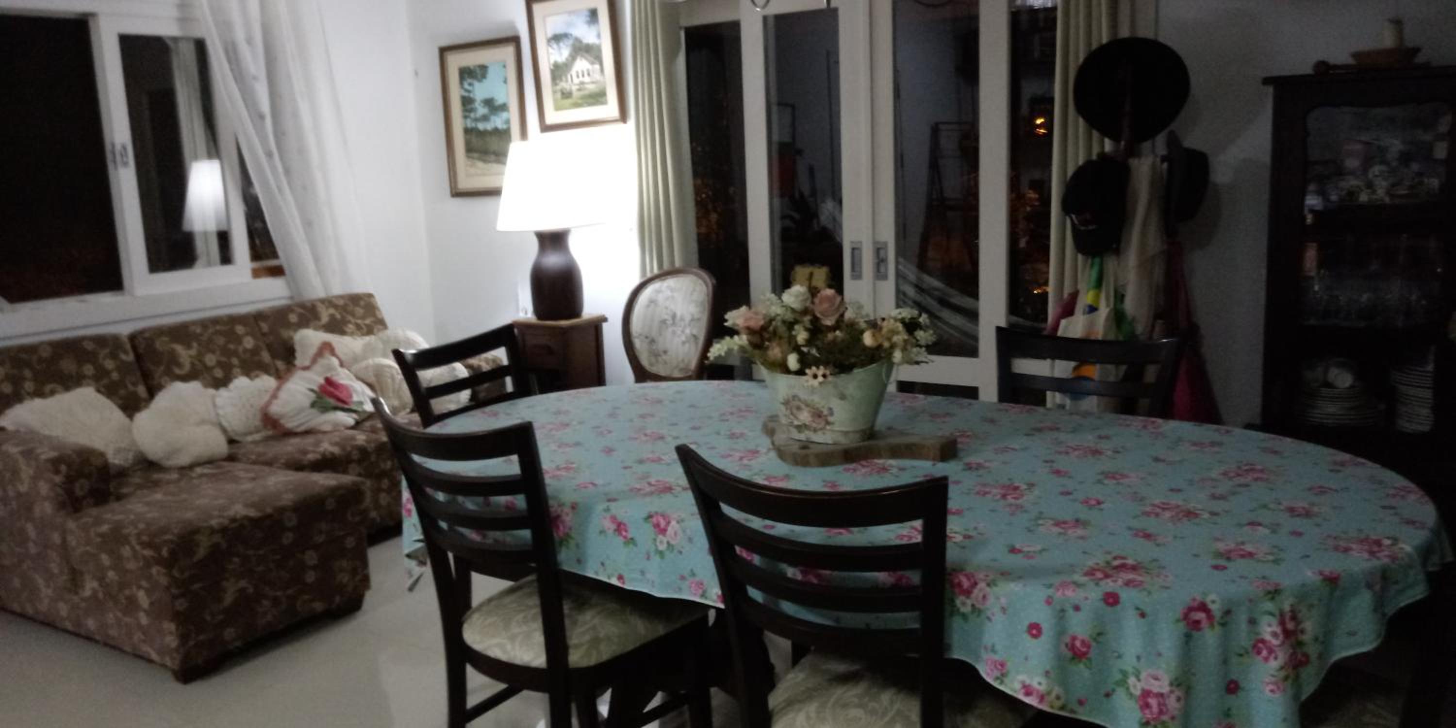 Casa amarela
