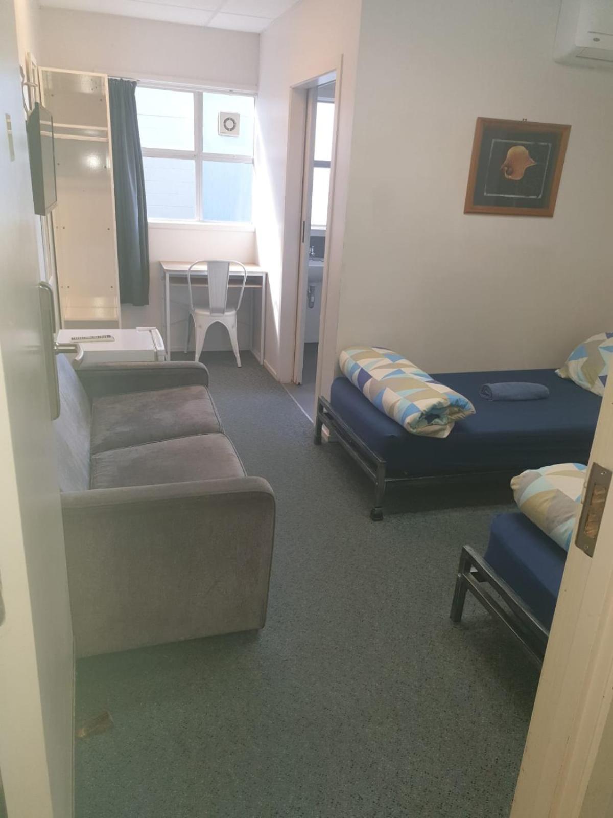 Backpackers Central Hamilton