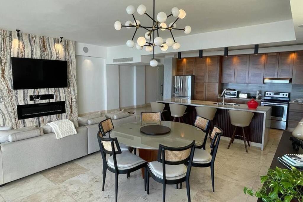 Juan Dolio Vacations - Luxury apartment on the beach Juan Dolio - Property Image 2