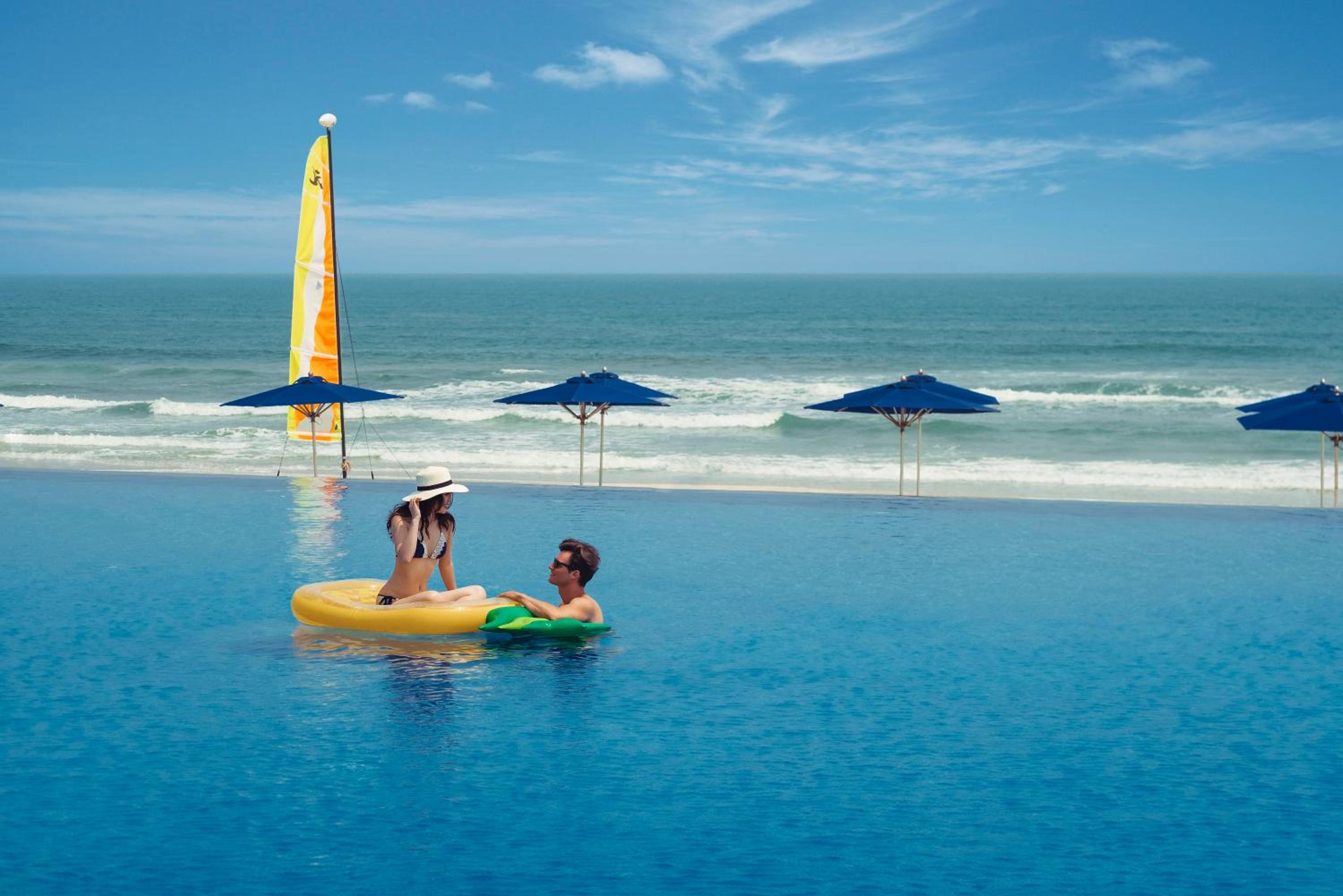 Sheraton Grand Danang Beach Resort & Spa
