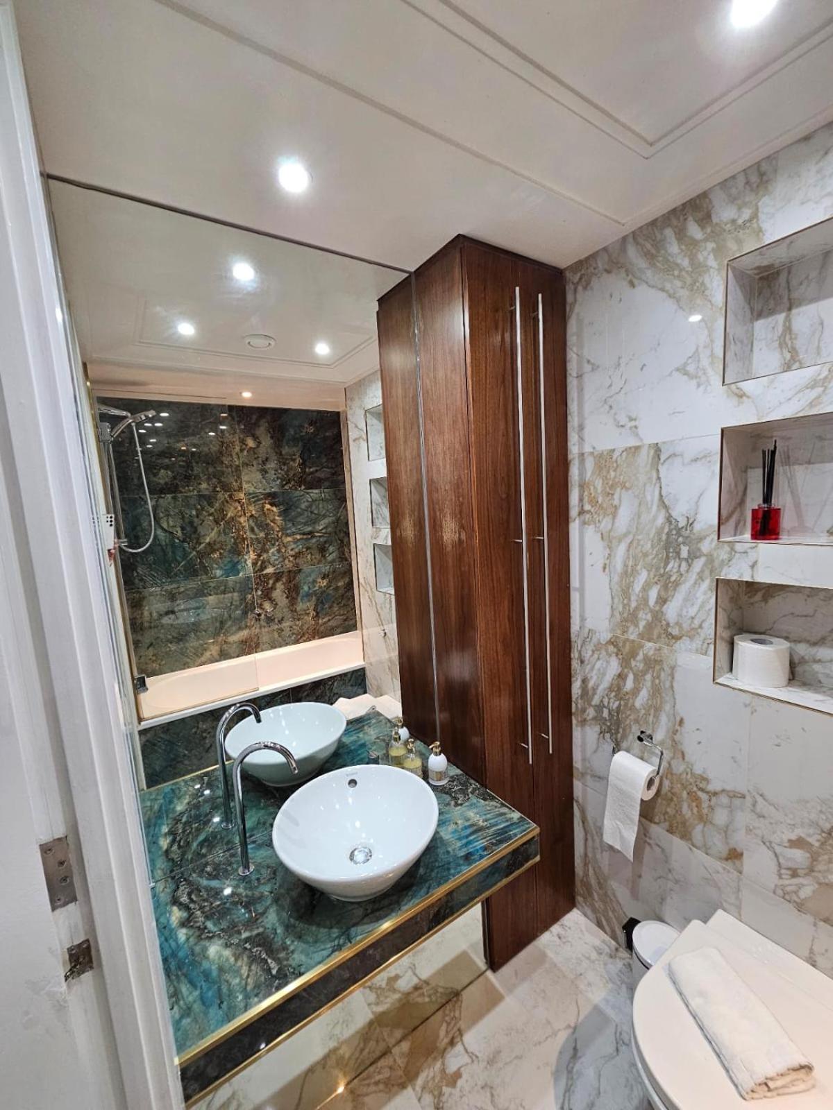 Luxury Apartment in Canary Wharf