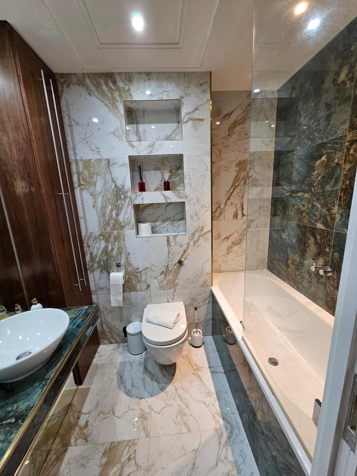 Luxury Apartment in Canary Wharf