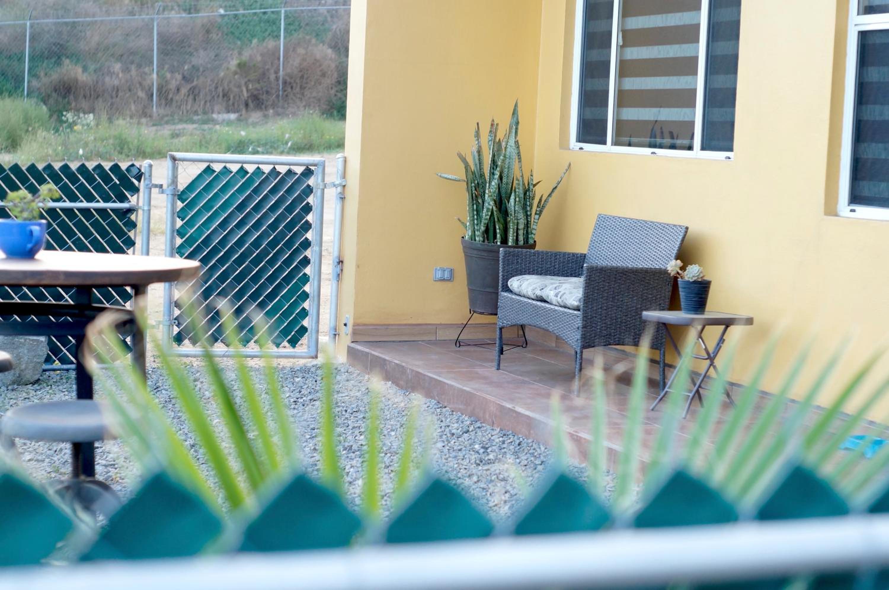 Ensenada Vacations - Cozy, Quiet  Pet friendly Gated Patio Studio - Property Image 1