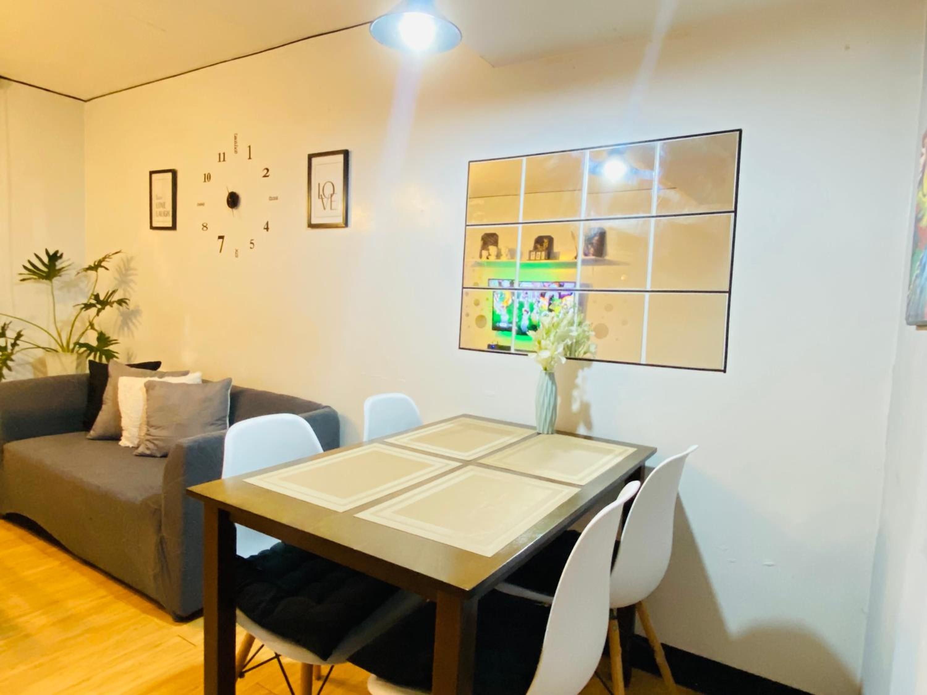 Affordable Staycation with Netflix, Retro Game Videoke view 3