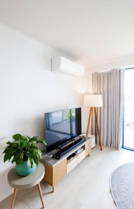 Deluxe Resort Apartment - Sunshine Coast