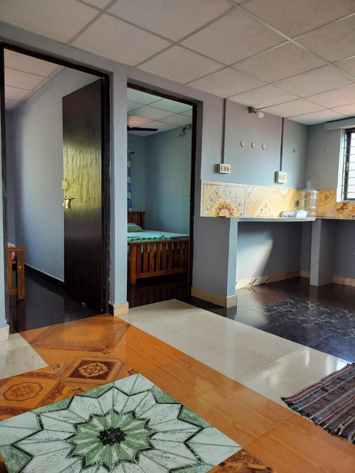 KENSONS BUDGETSTAY- 2 Bedroom Private Apartment view 5