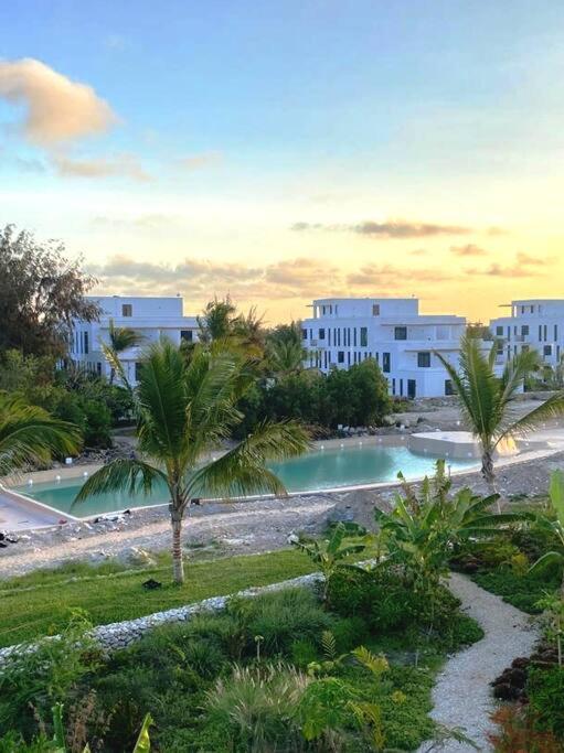 Stylish flat with balcony & pool at Paje Beach view 4