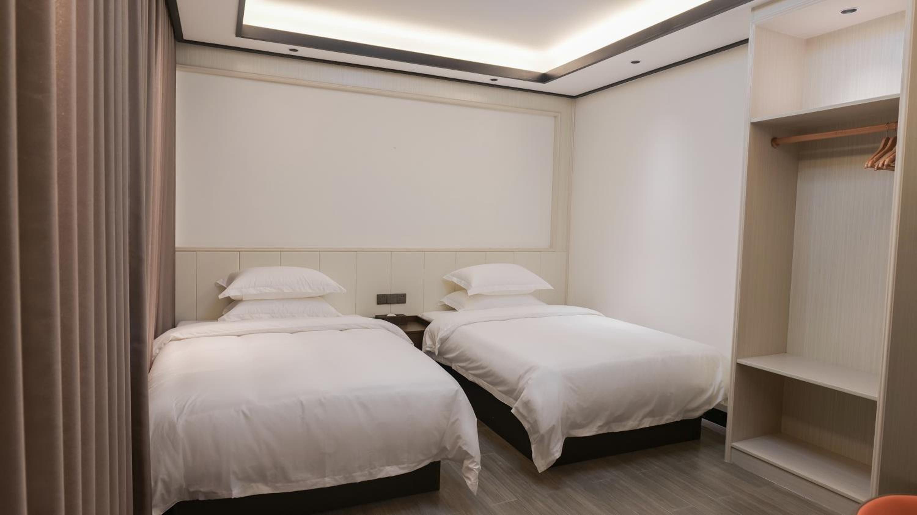 Guilin Meishe Homestay