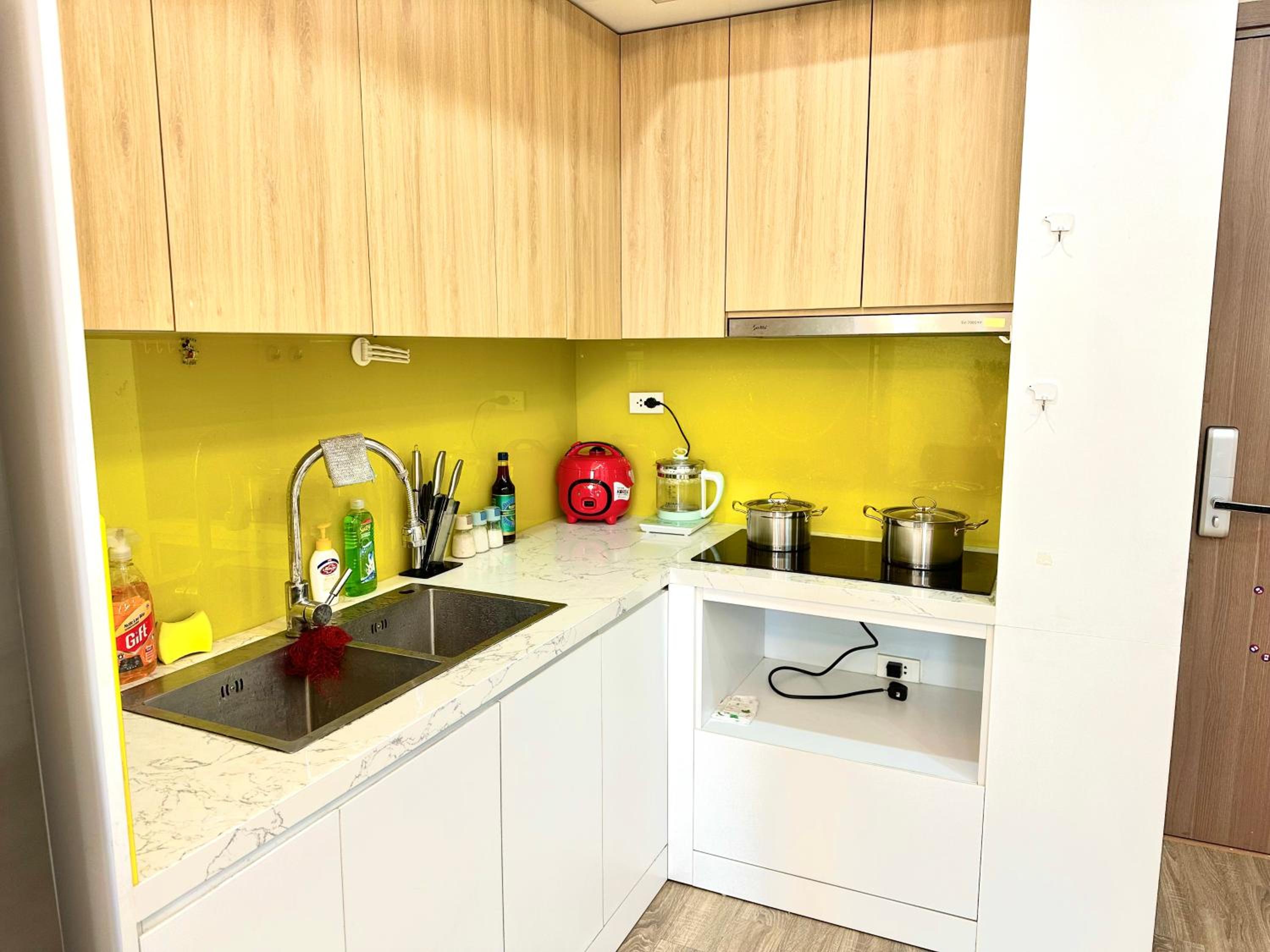 5 Star 2 Bedroom Apartment Apt In Vinhomes Near Marriott And Keangnam