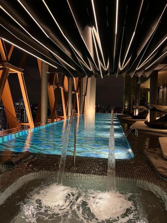 Scarletz Suites KLCC Kuala Lumpur by OKIDOKI Homes
