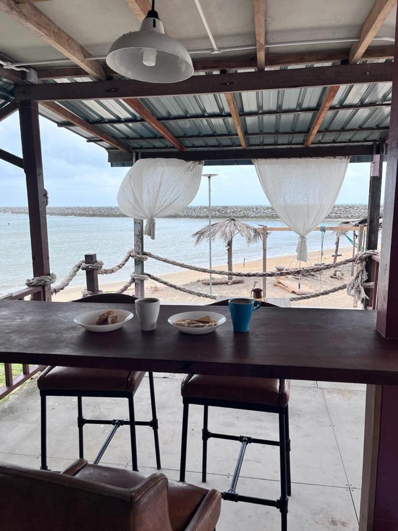 Rumahbatu Beach Cottage photo 2