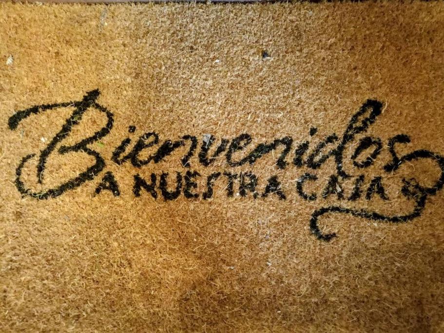 Chalet con piscina climatizada.