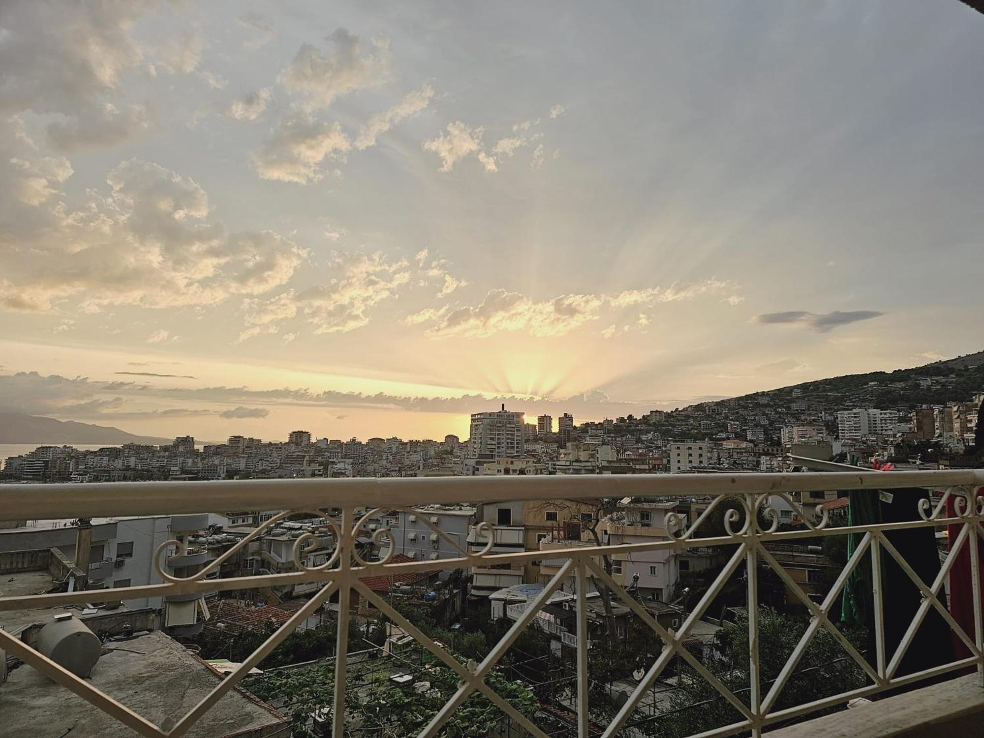 Seaview Apartments Alkis
