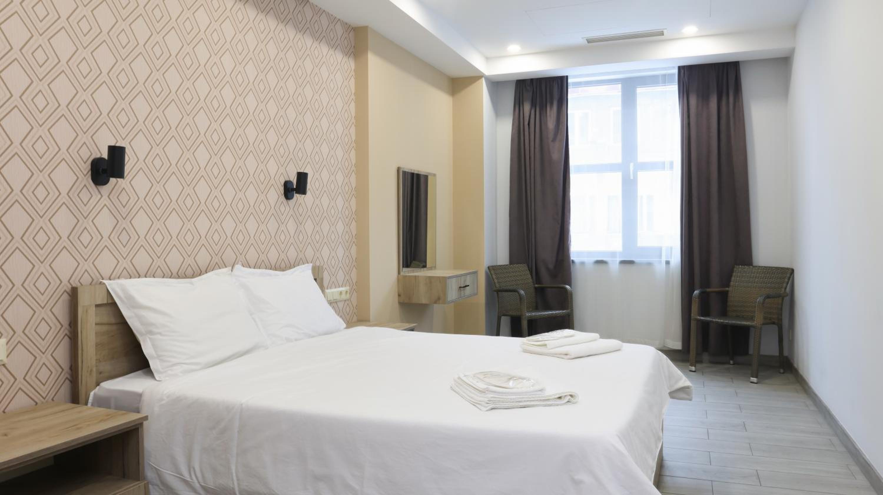 Apart-hotel on Koghbatsi 16