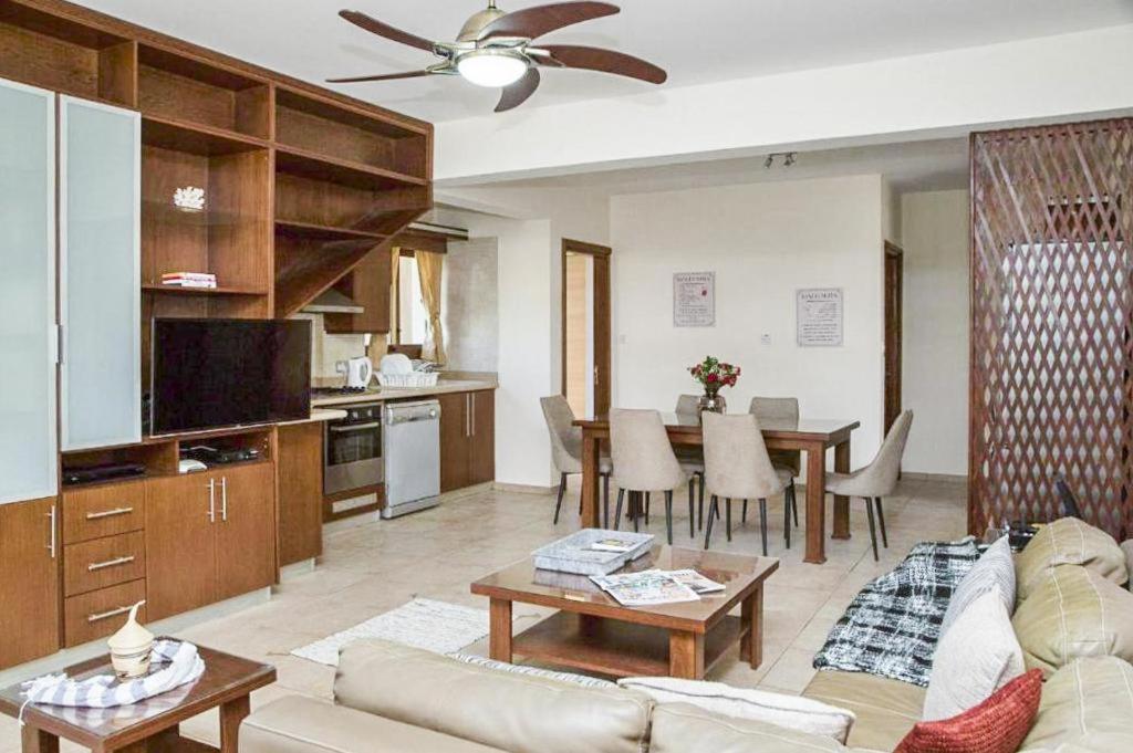 Villa Sunlove