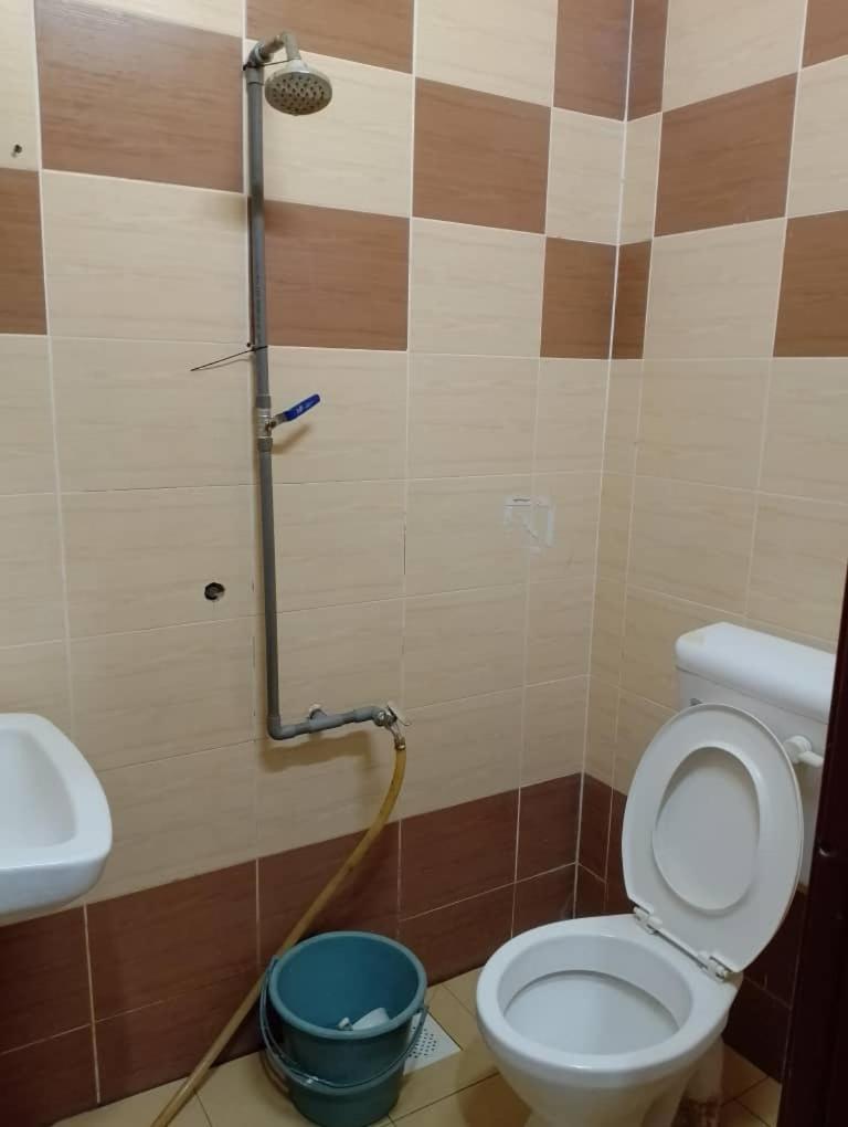Ainul 74 Homestay