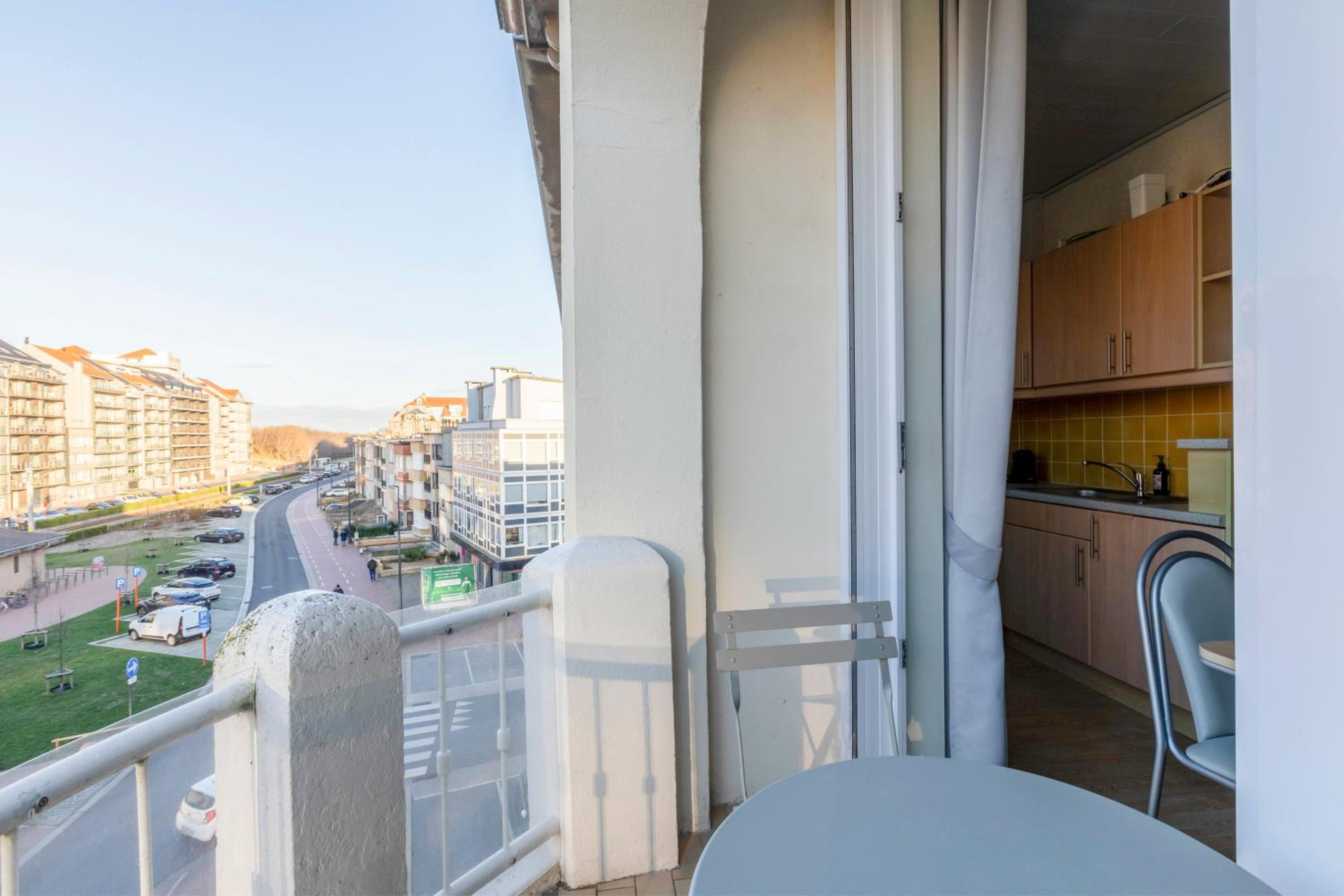Cosy apartment 150m from the beach view 2
