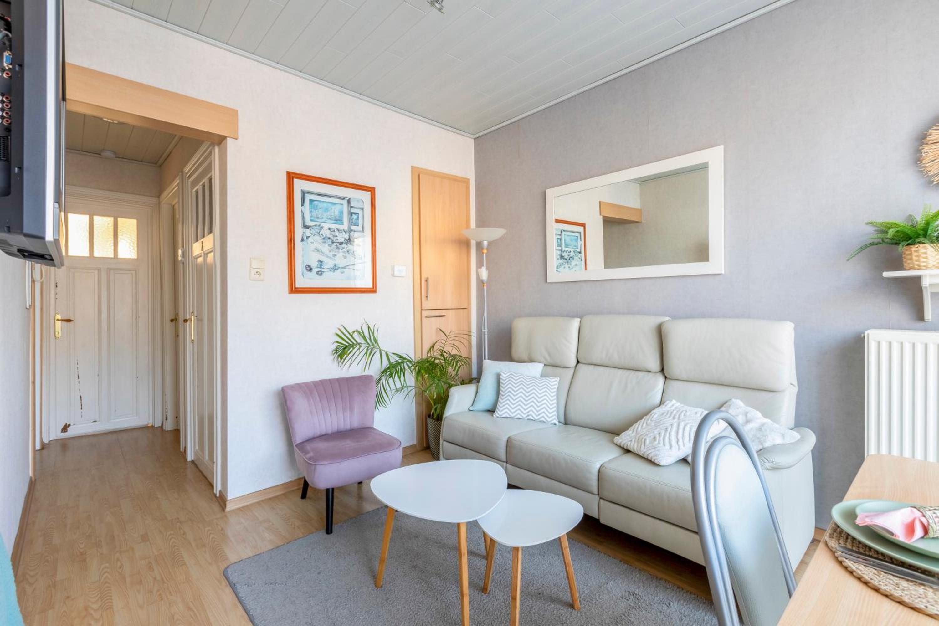 Cosy apartment 150m from the beach view 4
