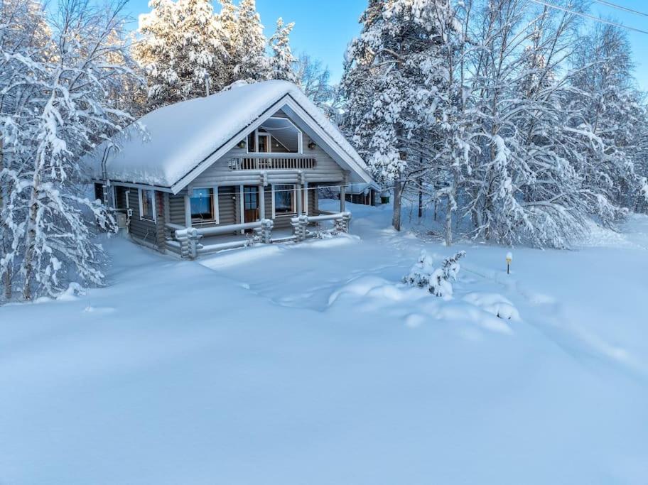 Villa Äkäsjoensuu